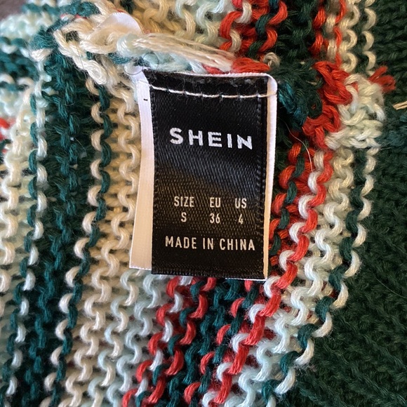 🚨[SOLD] Crochet Tank - Picture 3 of 3